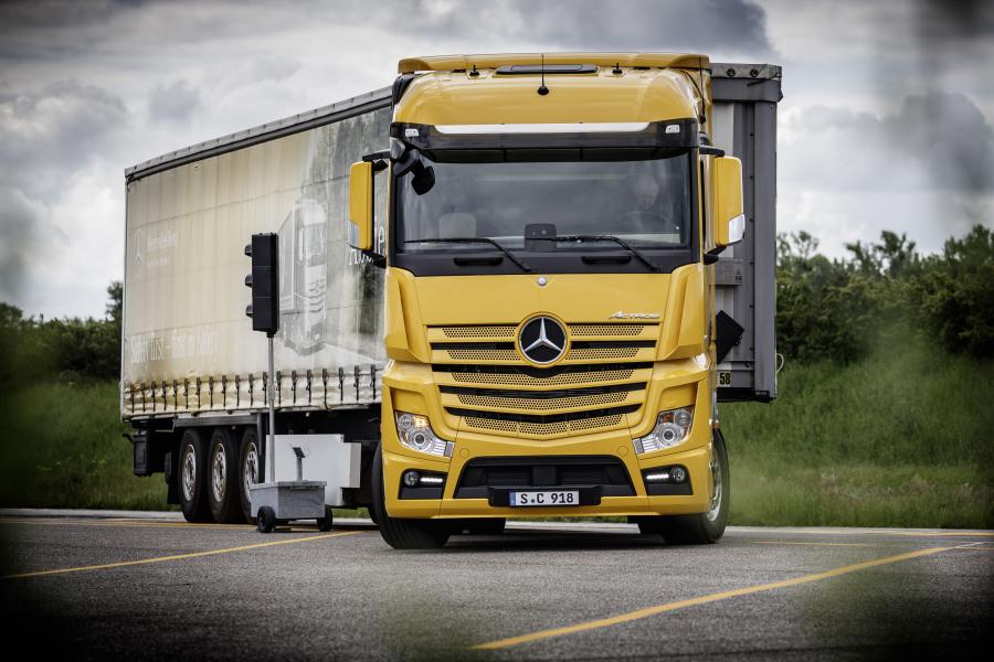  Mercedes-Benz Actros 1863 LS (Br.963) 2014 года  (фото 1 из 17)